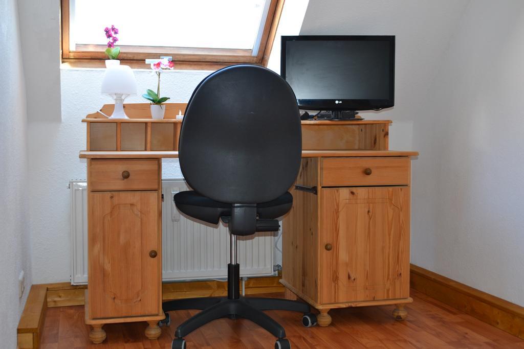 Ferienwohnung Schleussig ไลป์ซิก ภายนอก รูปภาพ